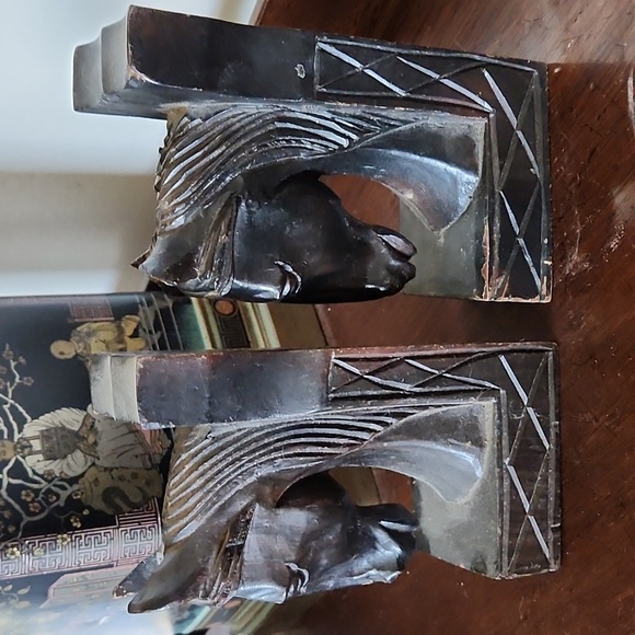 Rare Vintage Pairing English Handcarved & Numbered Ebony Horse Head Bookends - Picture 3 of 7